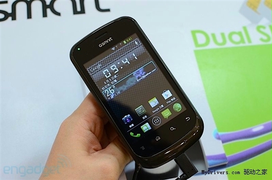 华为4.0寸手机有哪些
:[多图]双卡双待 技嘉Android 4.0手机亮相